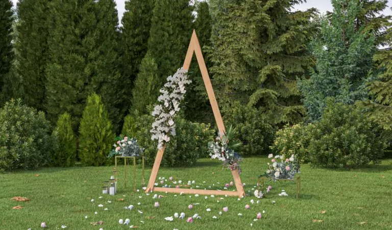 DIY Triangle Frame Wedding Arch Plans for Wedding Decoration